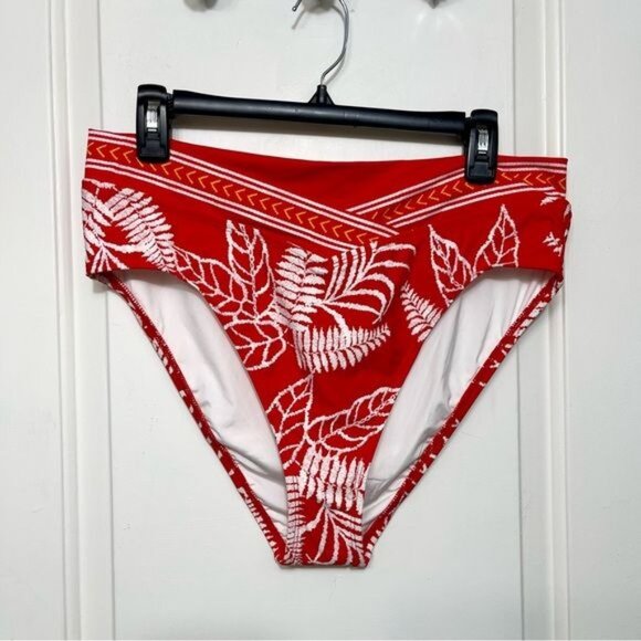 New La Blanca Underwire Draped Over the Shoulder Bikini Swimsuit Top + Bottom - Picture 12 of 16